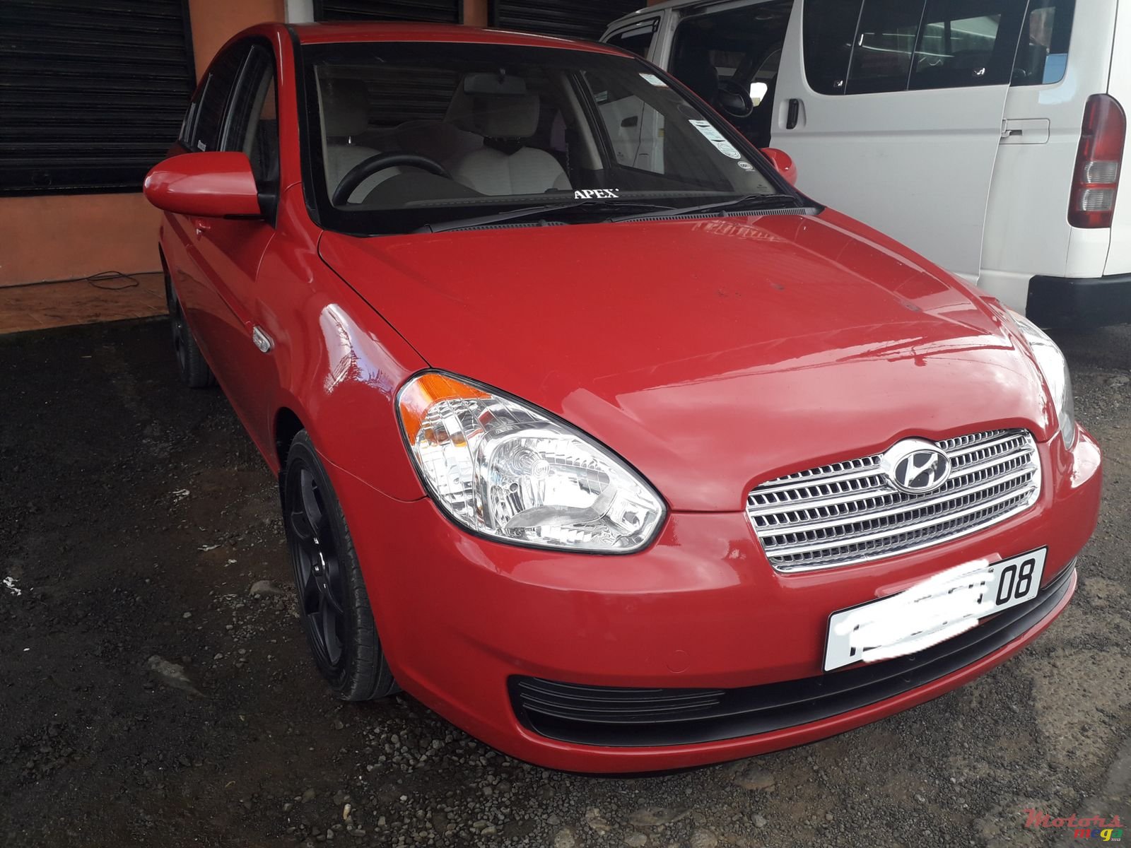 2008' Hyundai Accent photo #2