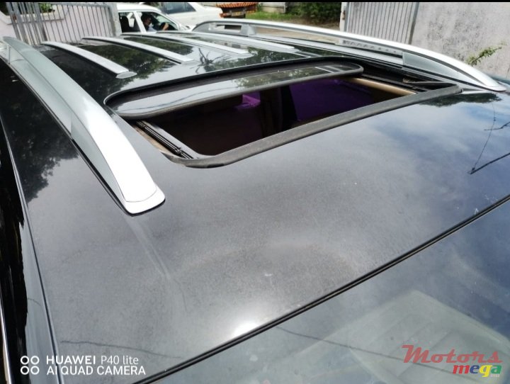 2010' Volkswagen Touareg Moteur V6 photo #4