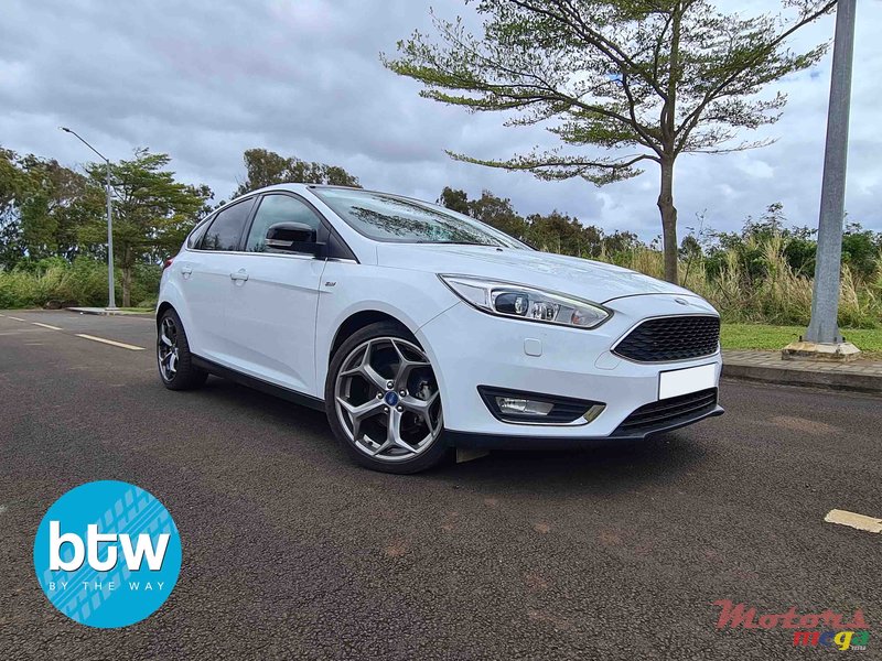 2018' Ford Focus ST photo #1