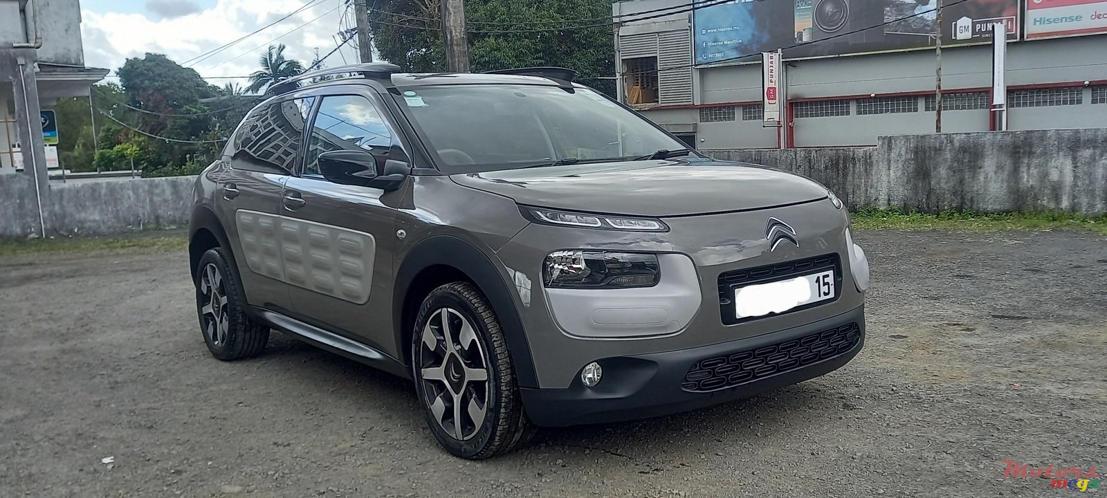 2015' Citroen C4 Cactus photo #1