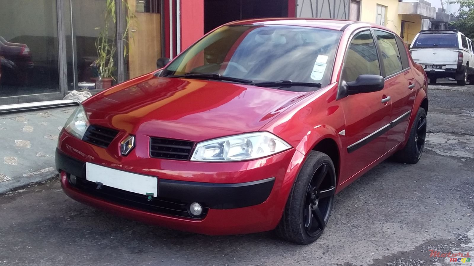 2004' Renault Megane photo #1