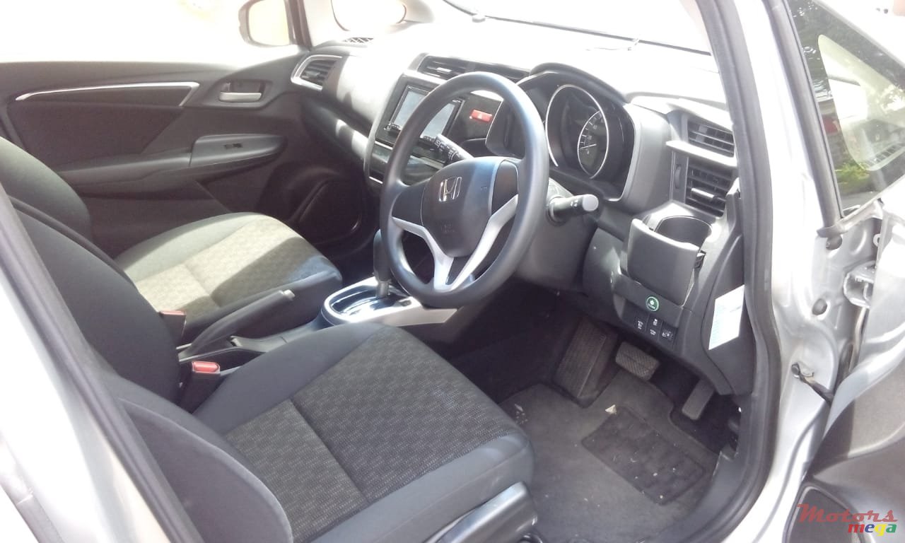 2017' Honda FIT USA photo #3