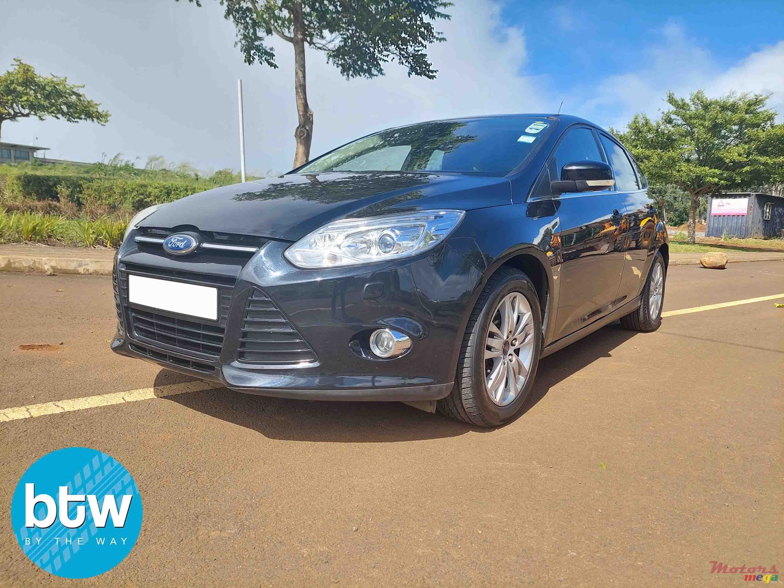 2014' Ford Focus photo #2