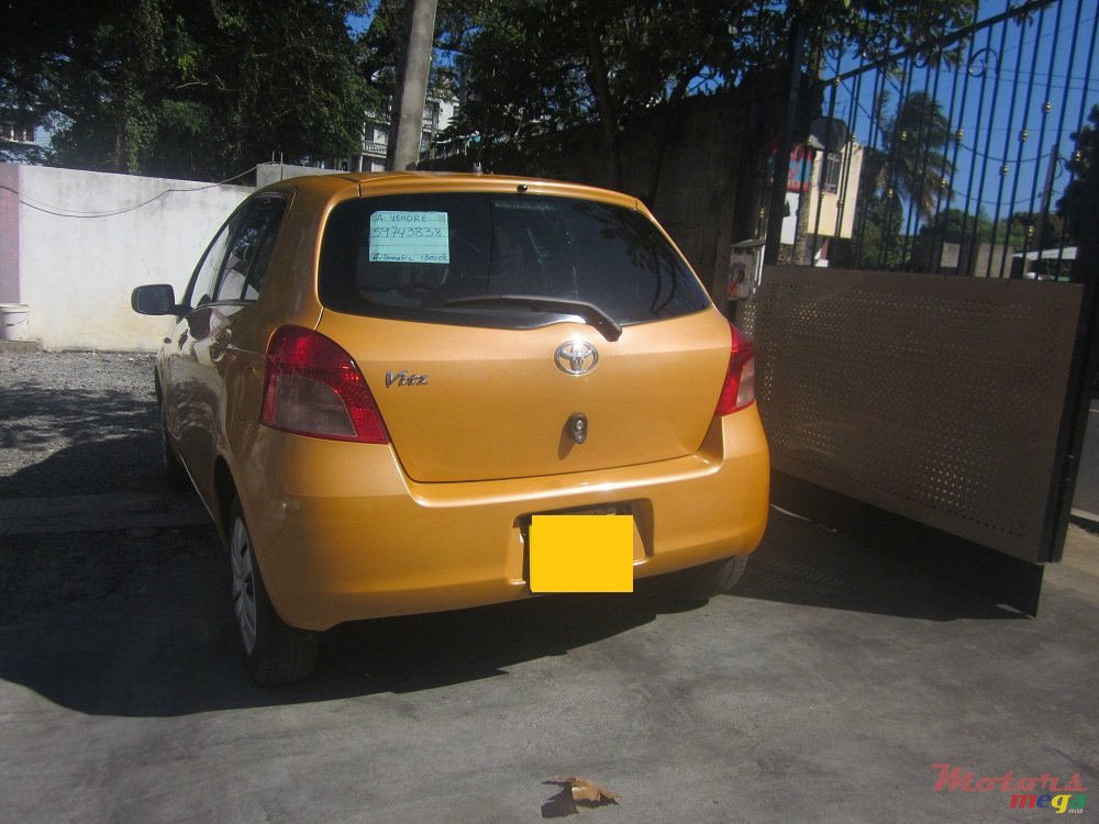 2005' Toyota Vitz 1300cc photo #3