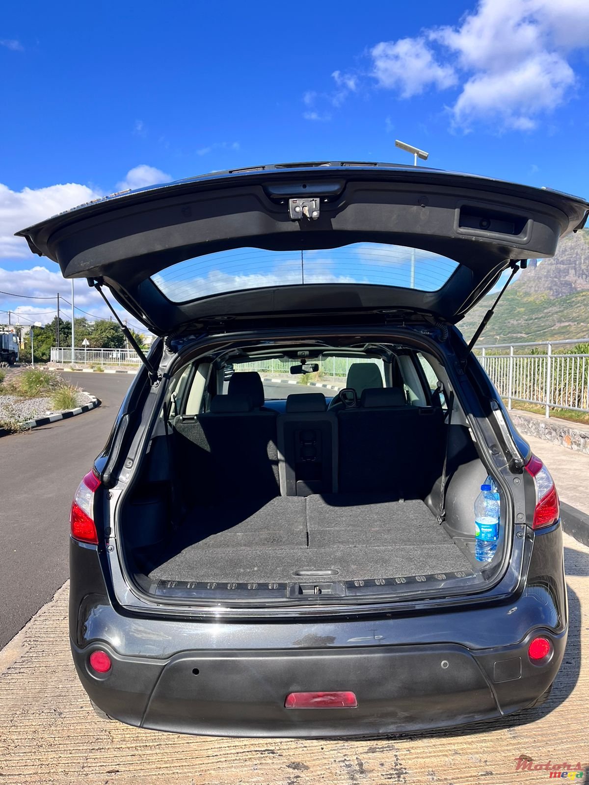 2012' Nissan Qashqai+2 photo #4