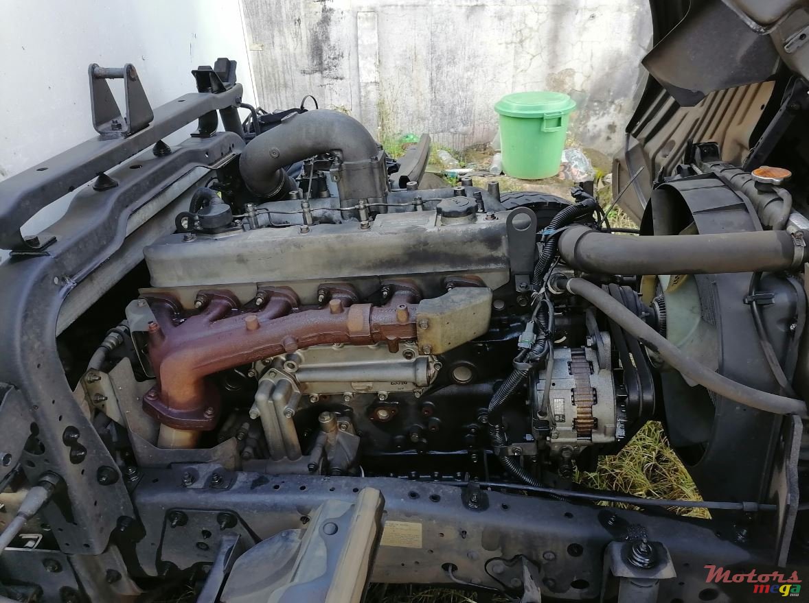 2015' Nissan MK210 photo #3