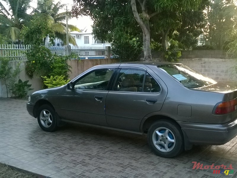 1996' Nissan Sunny photo #2