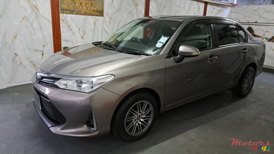 2019' Toyota Axio photo #3