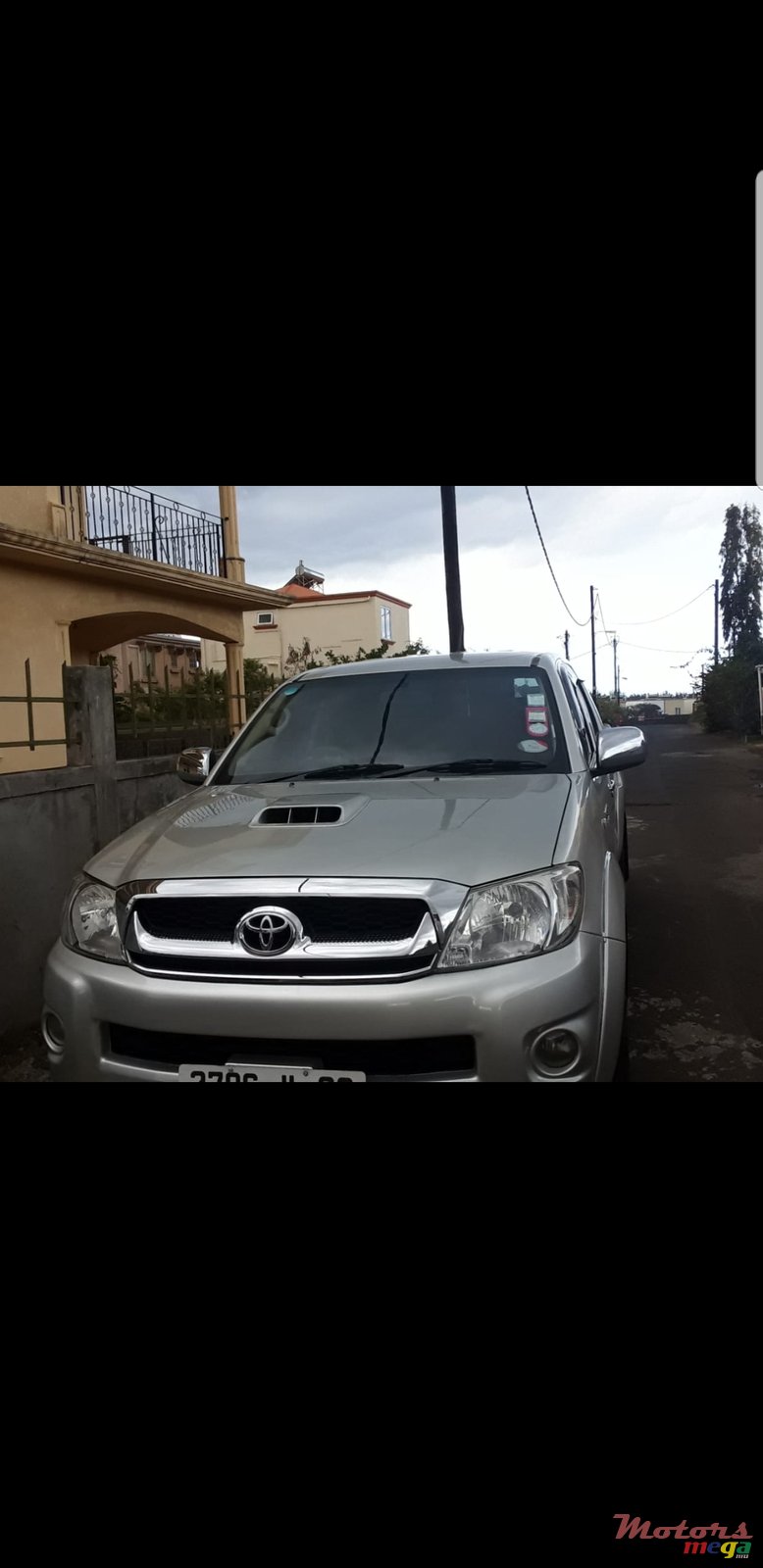 2009' Toyota Hilux photo #3
