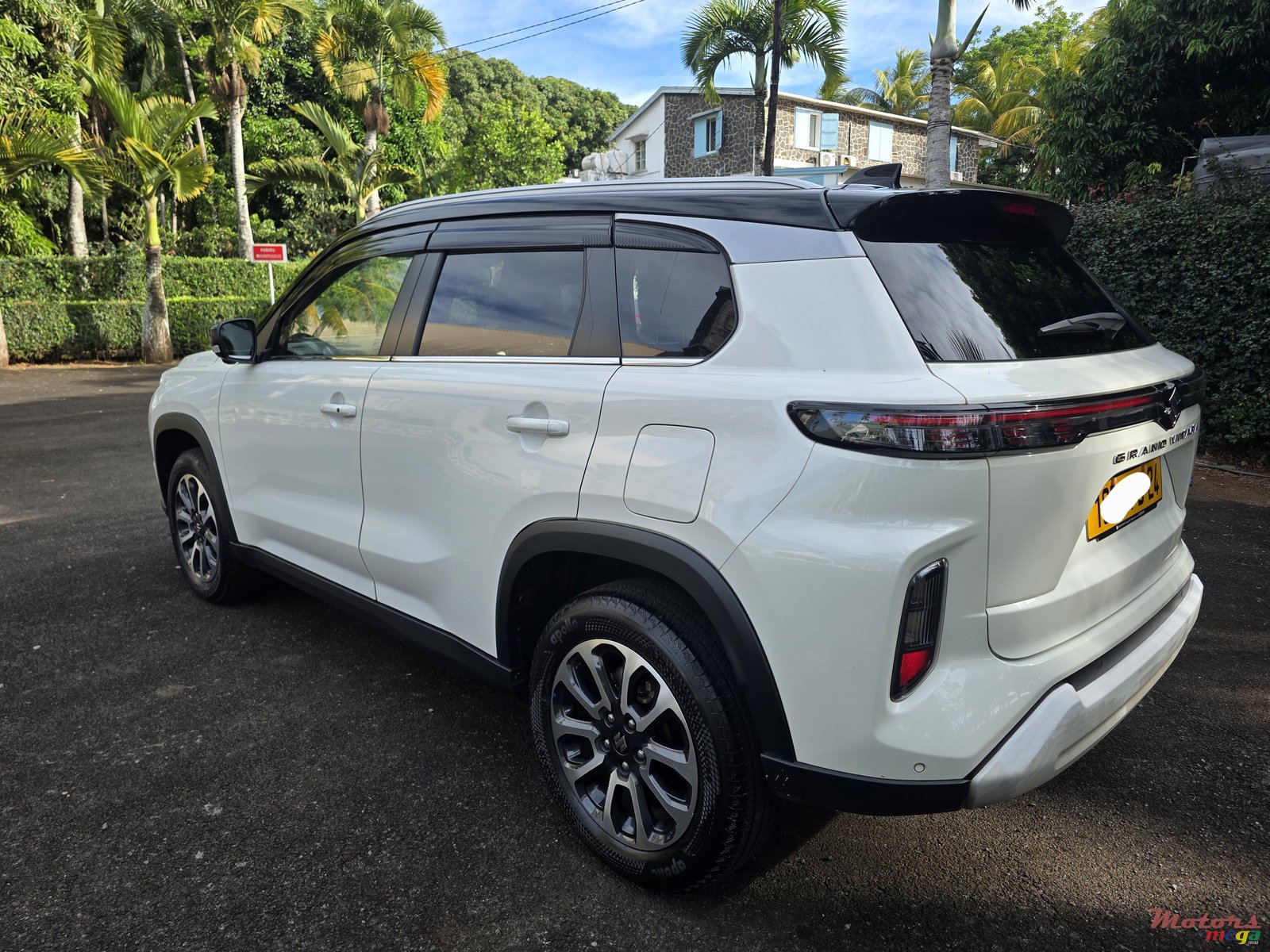 2024' Suzuki Grand Vitara photo #3