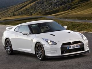 It's Official: New Nissan GT-R Coming in 2016