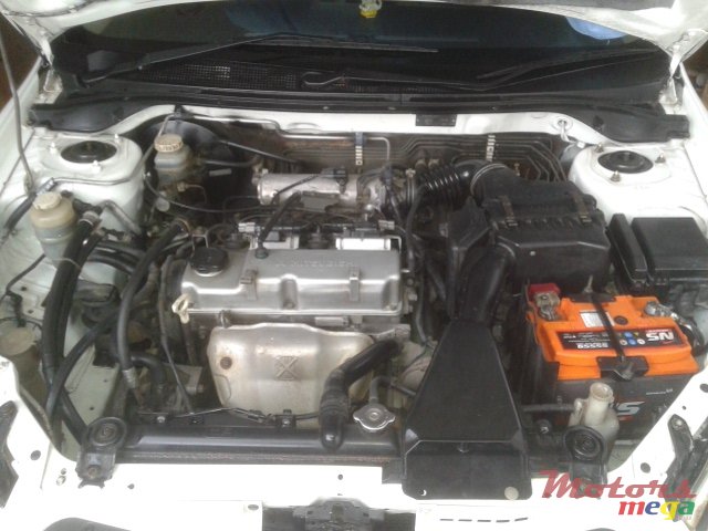 2004' Mitsubishi Lancer 0000000000 photo #5