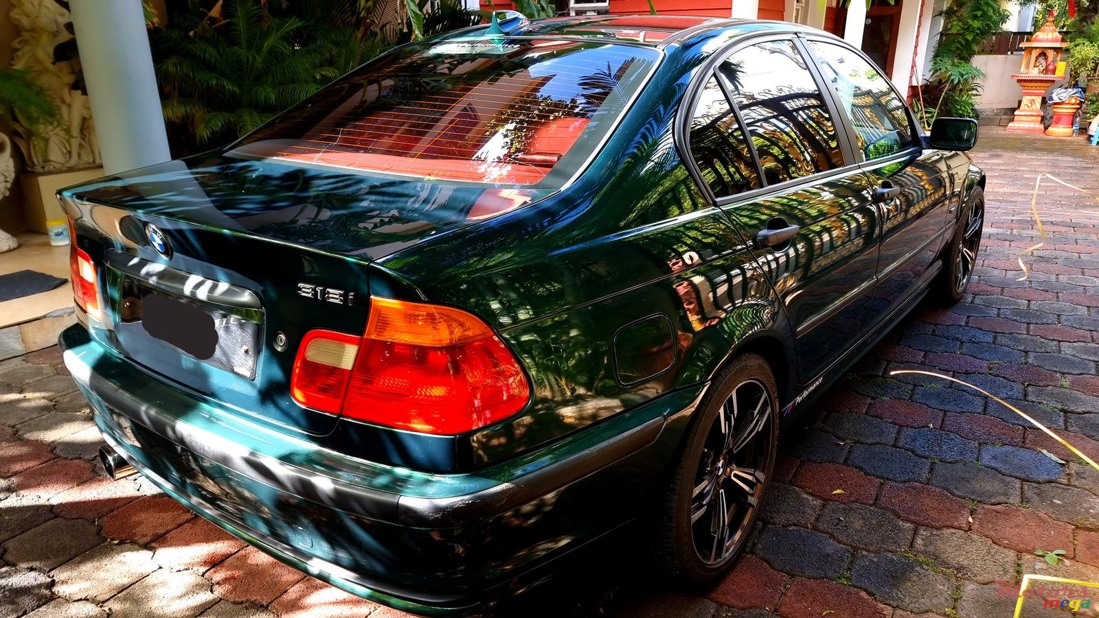 2001' BMW 318 photo #1