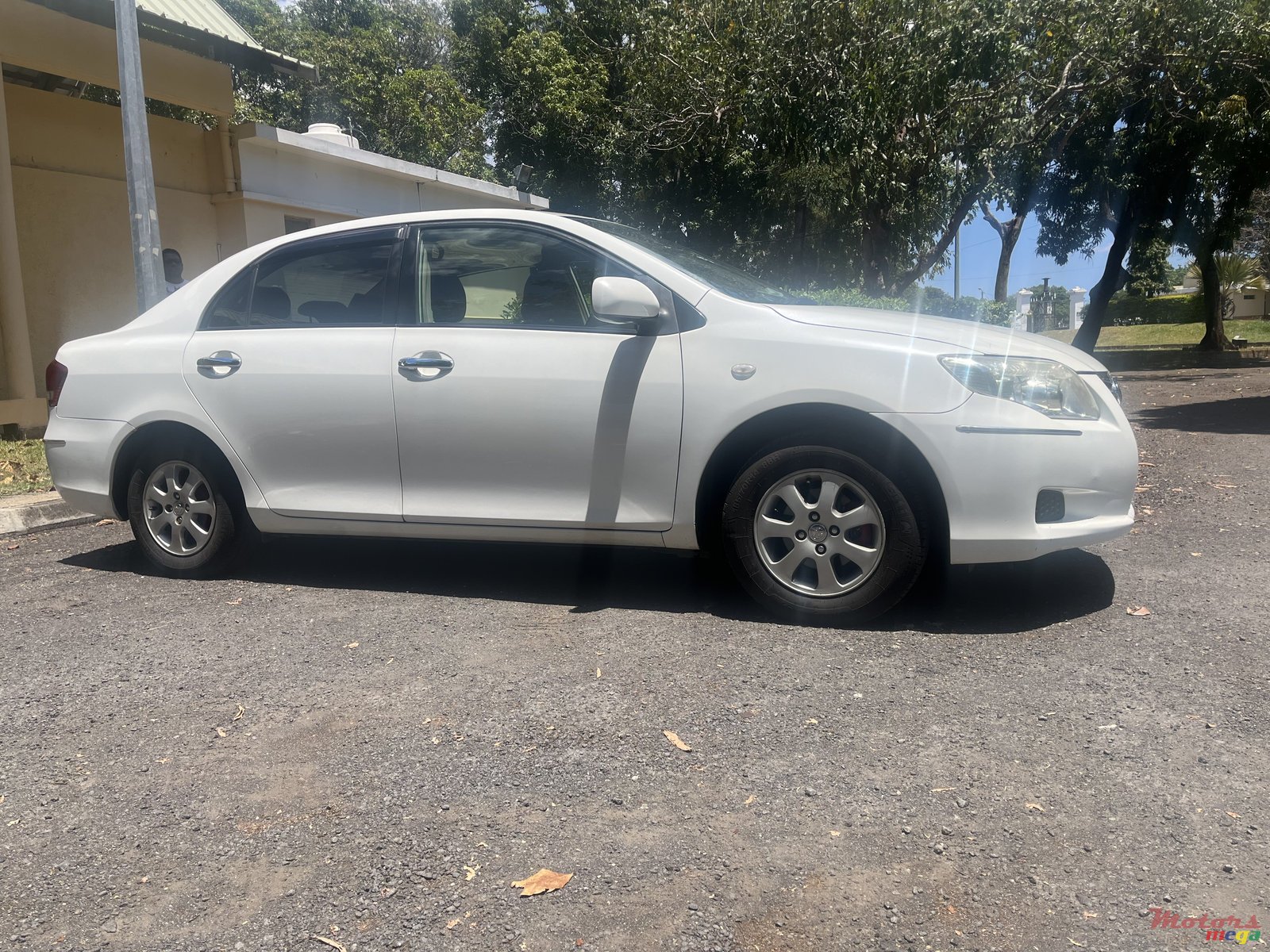 2010' Toyota Axio photo #1