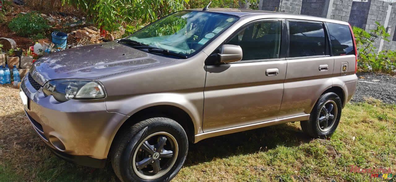 2002' Honda HR-V photo #2