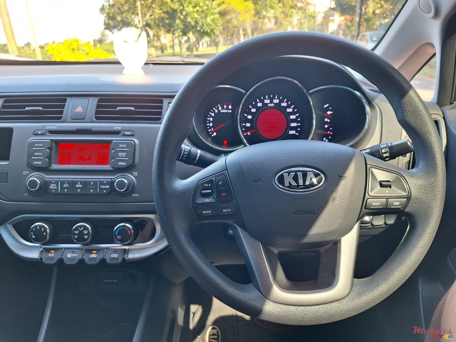 2014' Kia Rio photo #7