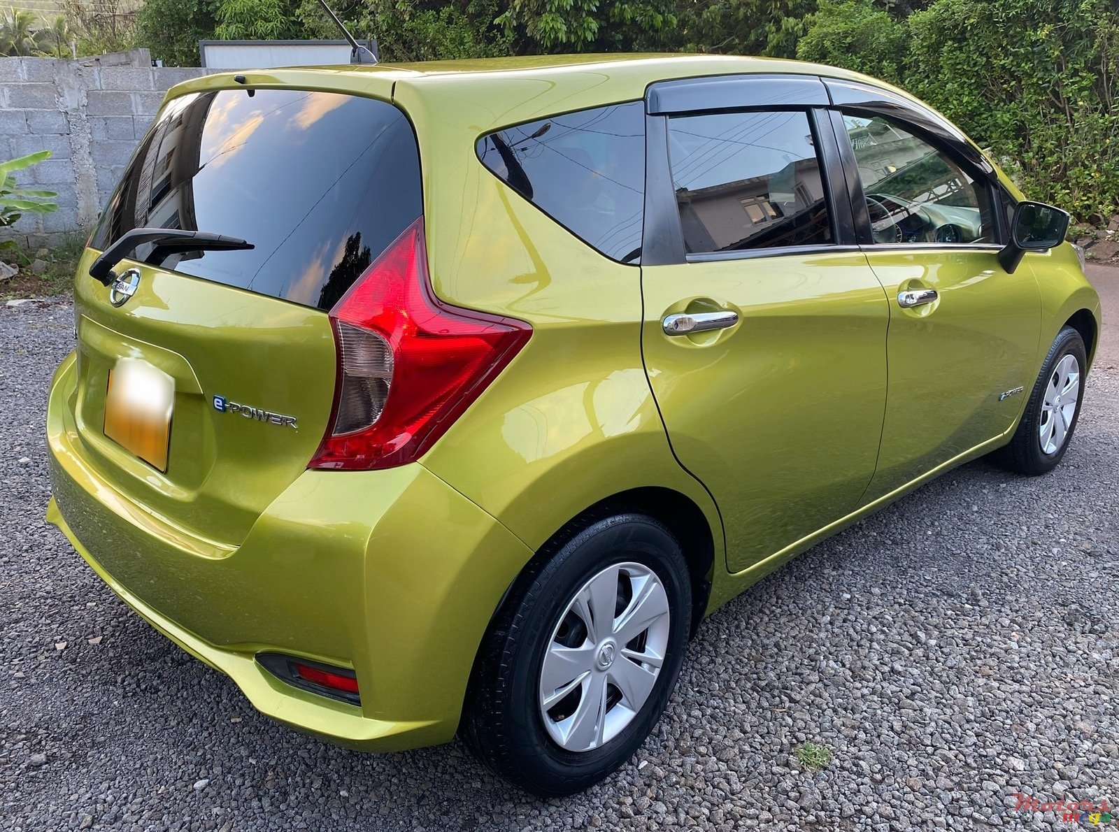 2017' Nissan Note E-Power photo #4