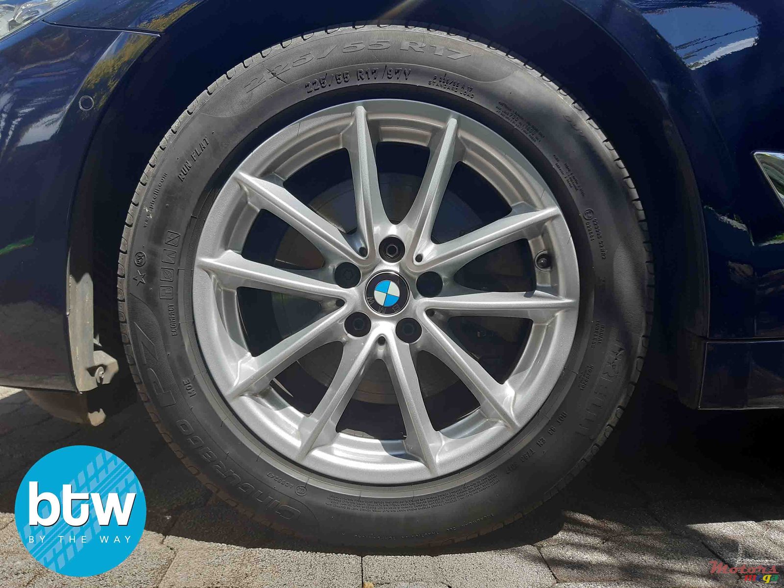 2018' BMW 5 Series 520i A89 photo #7