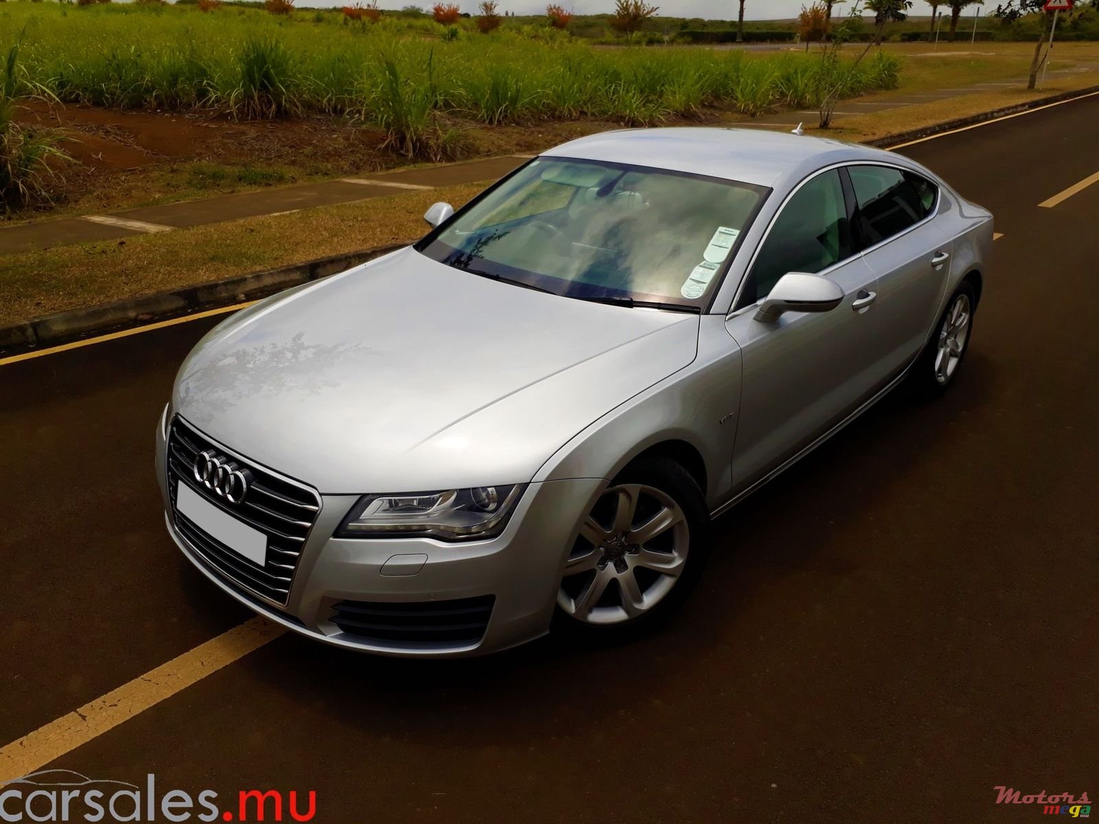 2011' Audi A7 2.8 FSI V6 photo #2