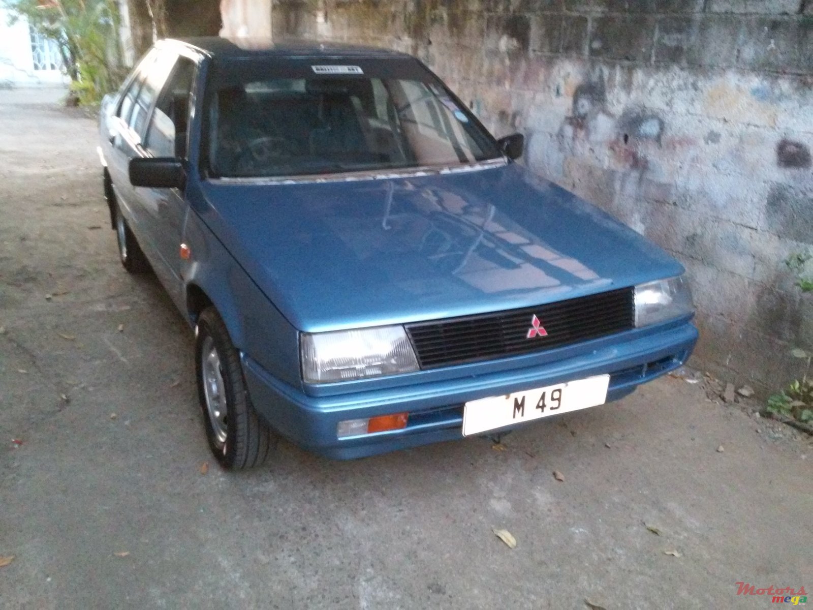 1988' Mitsubishi Lancer photo #1