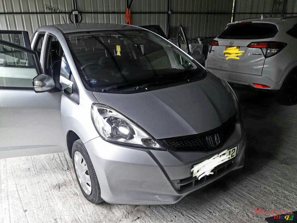 2011' Honda Fit photo #1