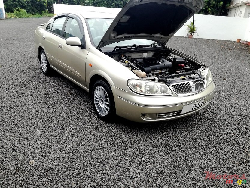 2003' Nissan Sunny N17 ZS 03 Manual 1.6L JAPAN photo #5