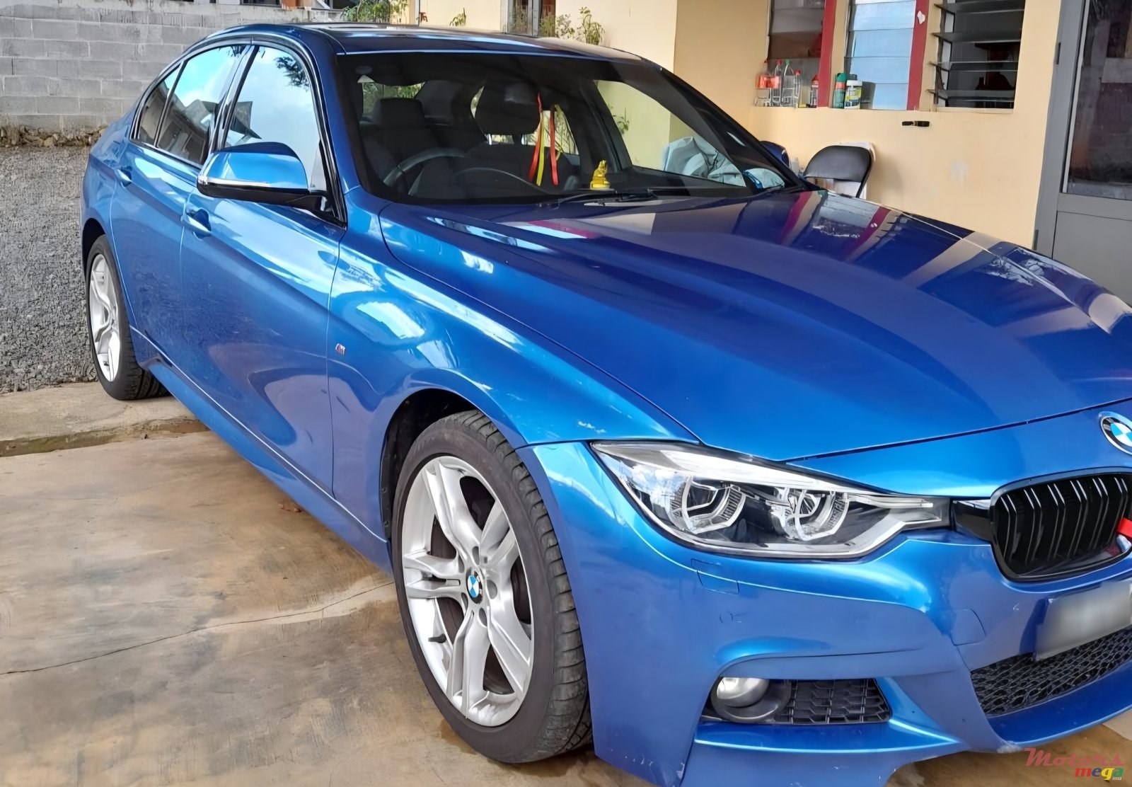 2014' BMW 3 Series photo #1