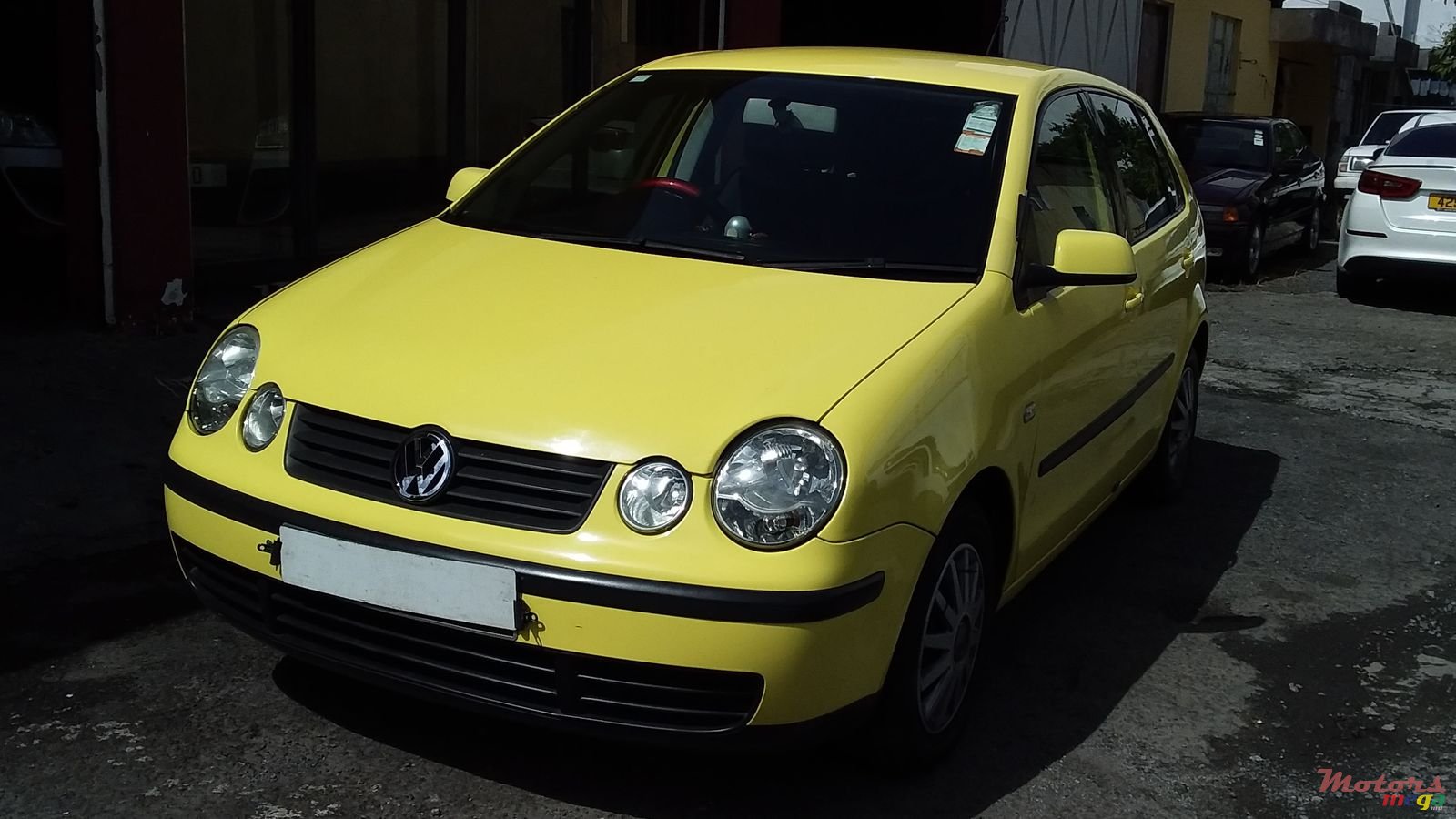 2003' Volkswagen Polo photo #1