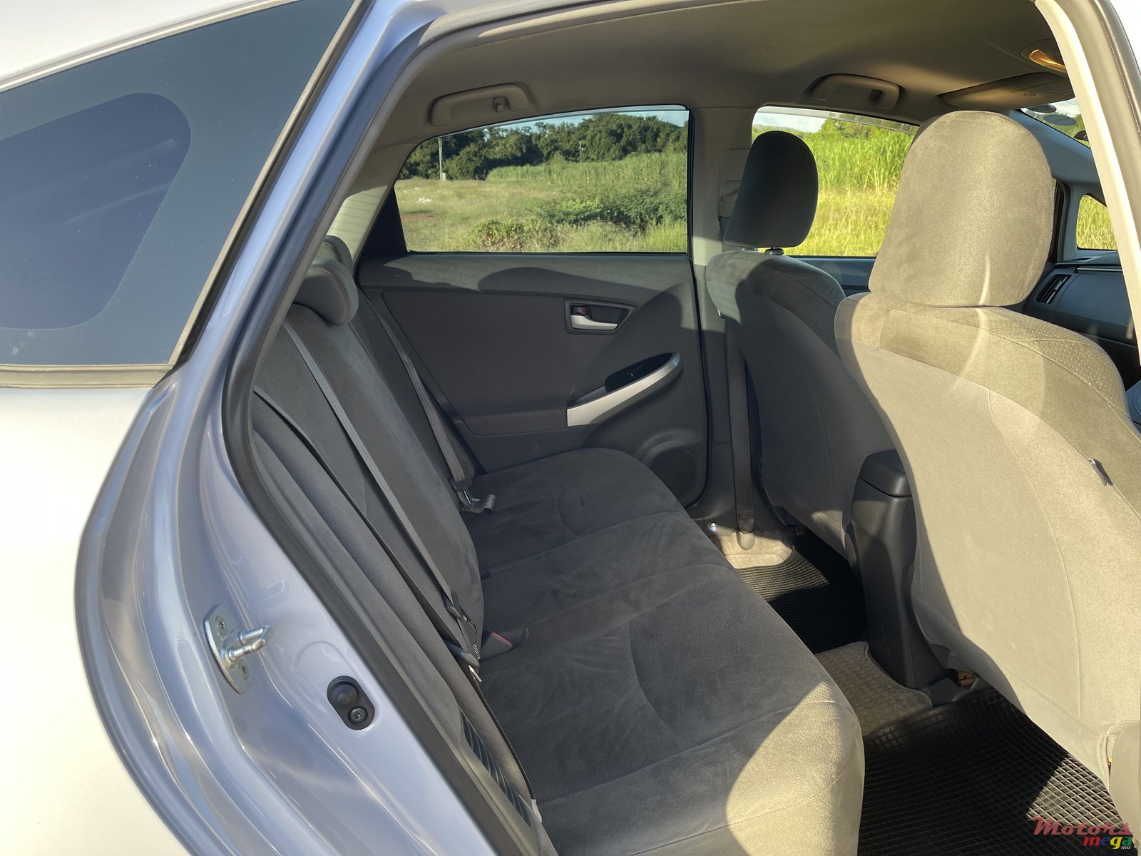 2009' Toyota Prius photo #6