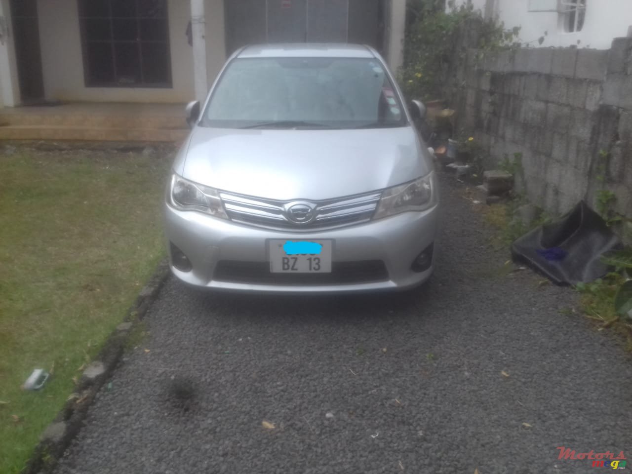 2013' Toyota Axio photo #1