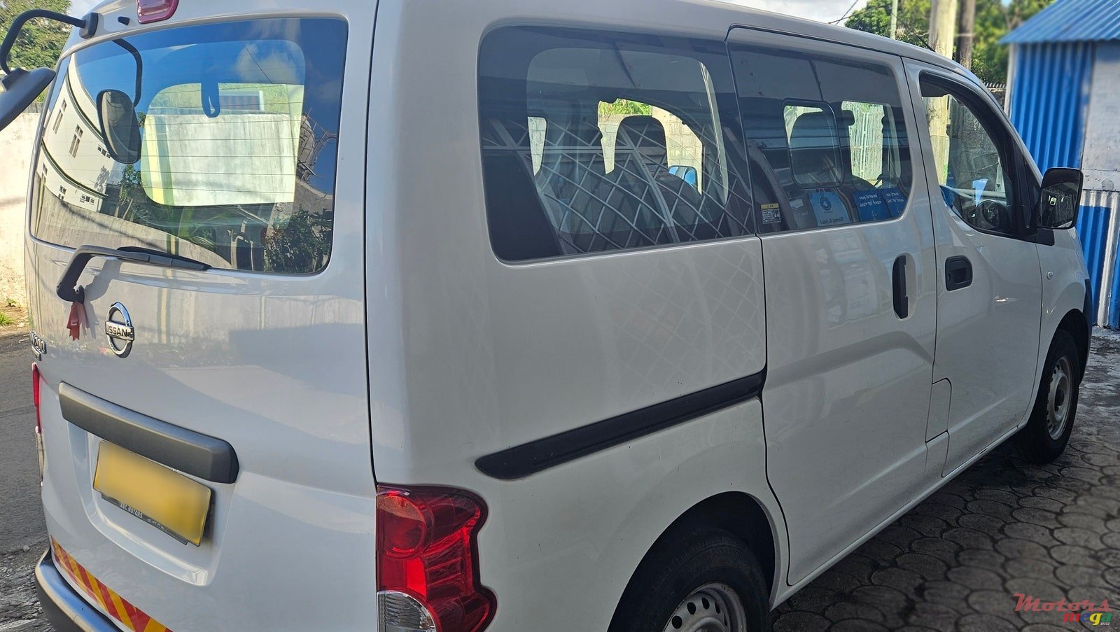 2016' Nissan photo #3