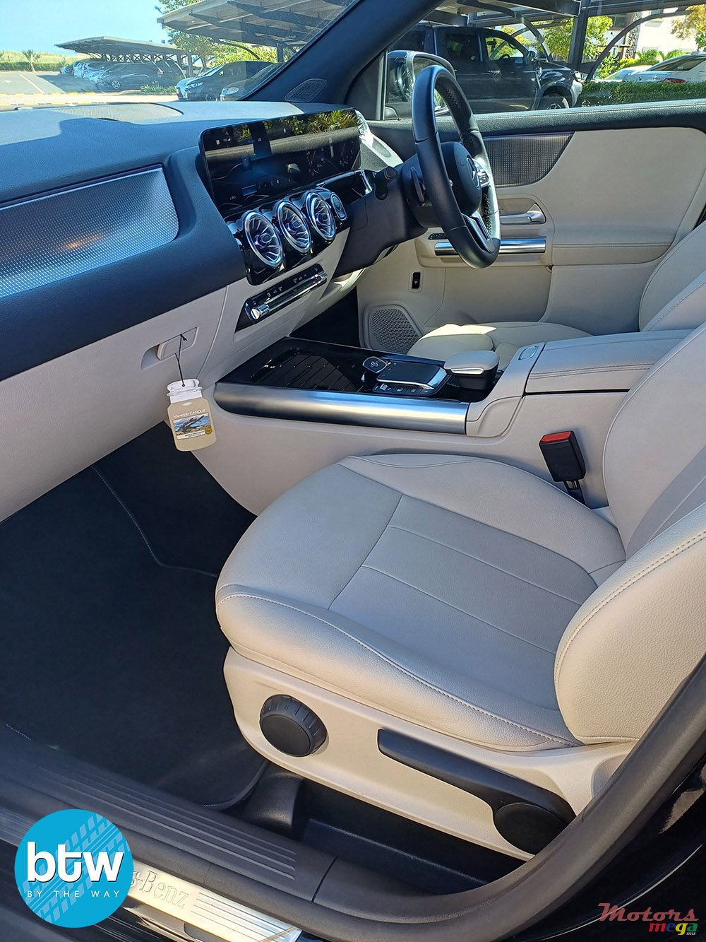 2022' Mercedes-Benz GLA 180 Progressive Plus photo #5