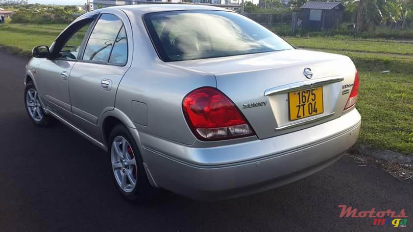 2004' Nissan N17 photo #3