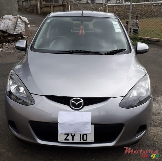 2010' Mazda Demio Full Option photo #1