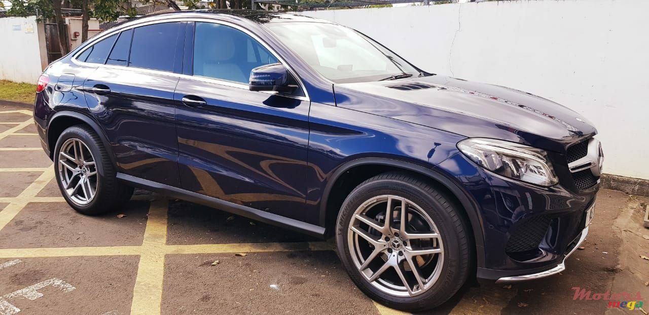 2017' Mercedes-Benz GLE 350d photo #2