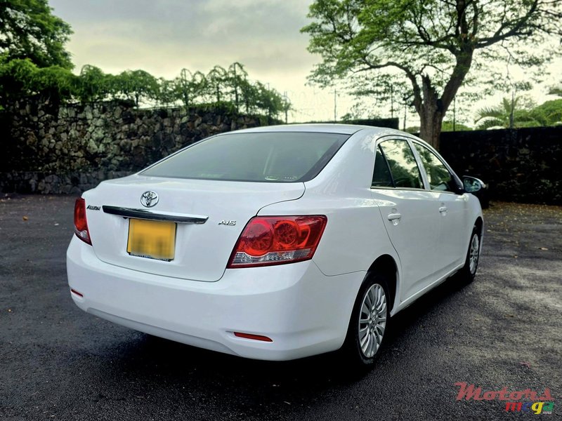 2015' Toyota Allion photo #4