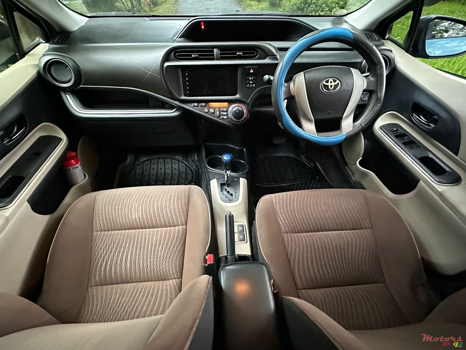 2014' Toyota Aqua photo #7