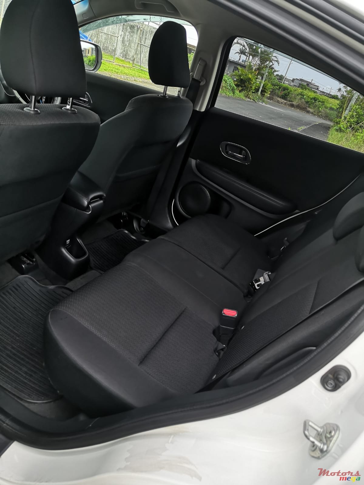 2014' Honda Vezel Z edition photo #2