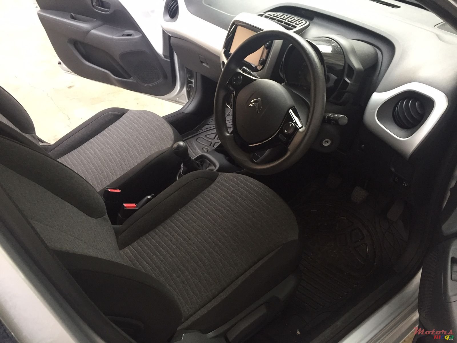 2016' Citroen C1 NO photo #7