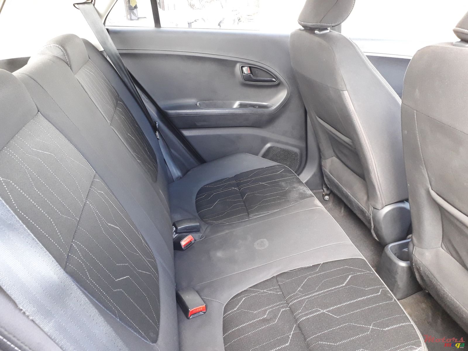 2011' Kia Picanto Automatic photo #4