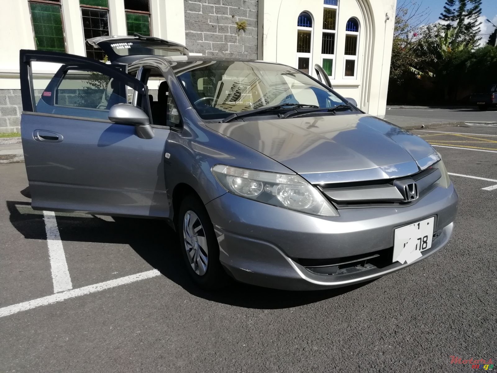 2008' Honda Civic Shuttle photo #5