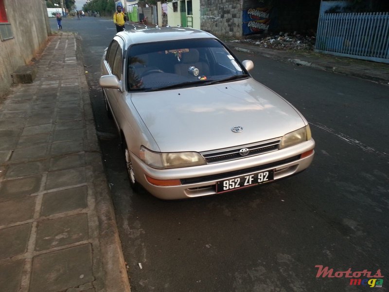 1992' Toyota Corolla photo #1