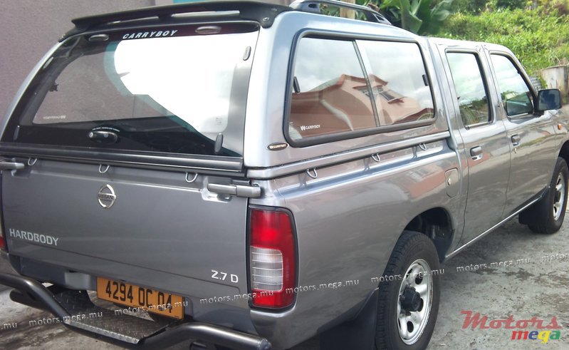 2004' Nissan Navara 2X4 photo #3