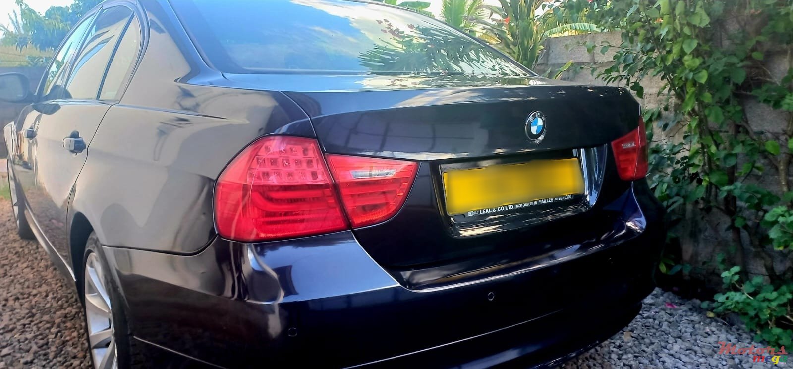 2009' BMW 318 photo #2