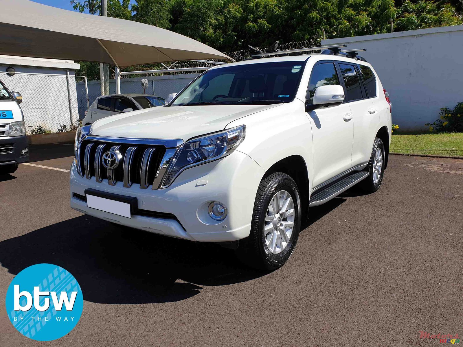 2016' Toyota Prado photo #1