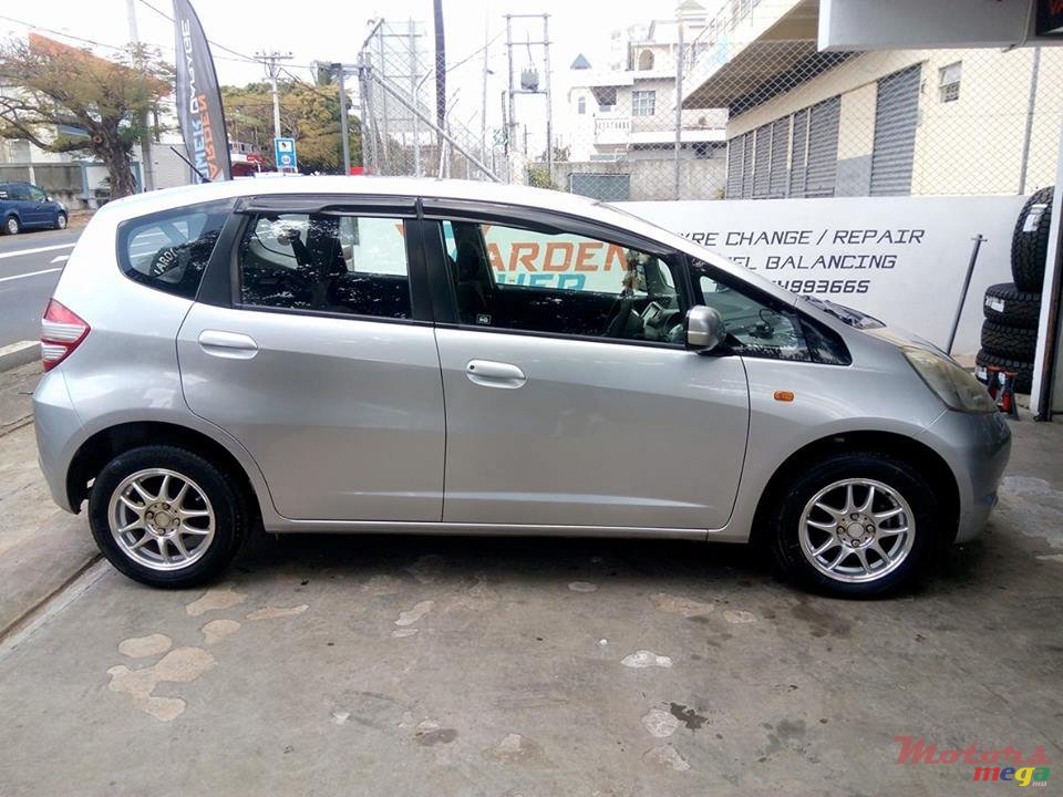 2009' Honda Fit photo #5