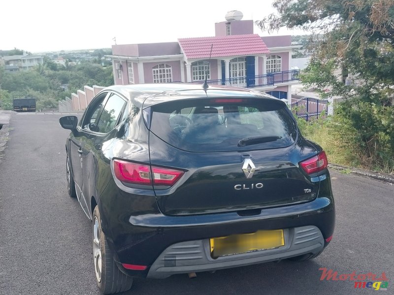 2018' Renault Clio photo #2