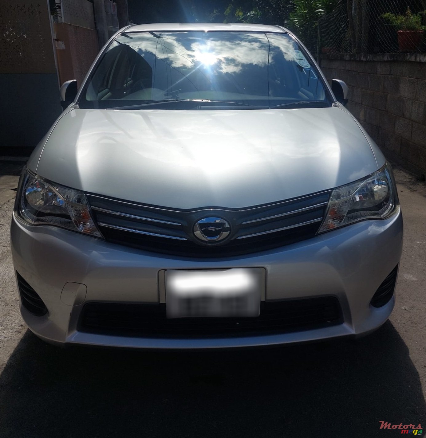 2013' Toyota Axio photo #3