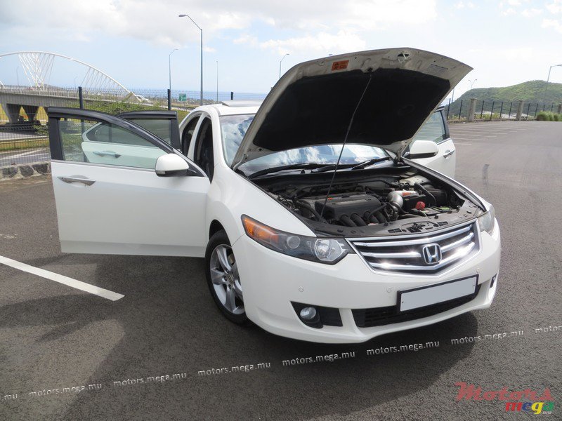 2009' Honda Accord Slightly photo #4