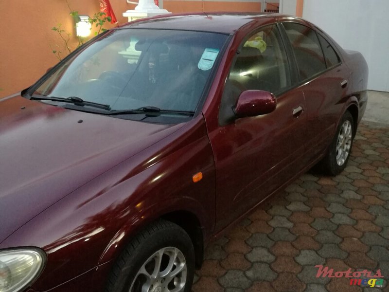 2003' Nissan Sunny N17 photo #1